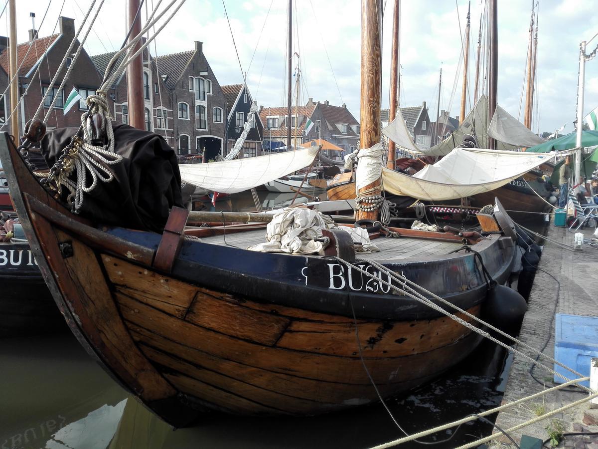 The Dutch Buoy Villa Monnickendam Exterior photo